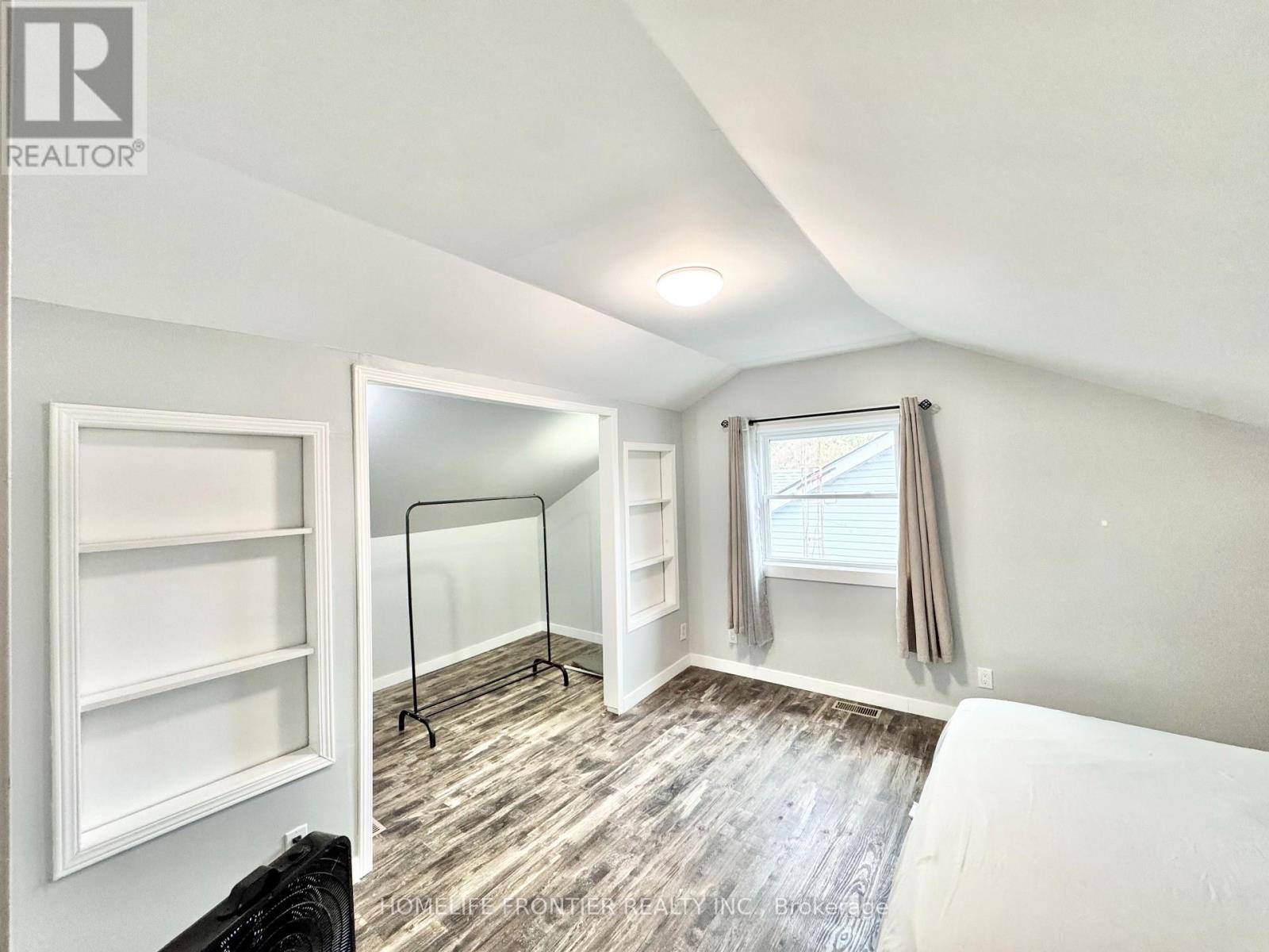 27 Beech Street, Ajax, Ontario  L1S 1W2 - Photo 14 - E12514920