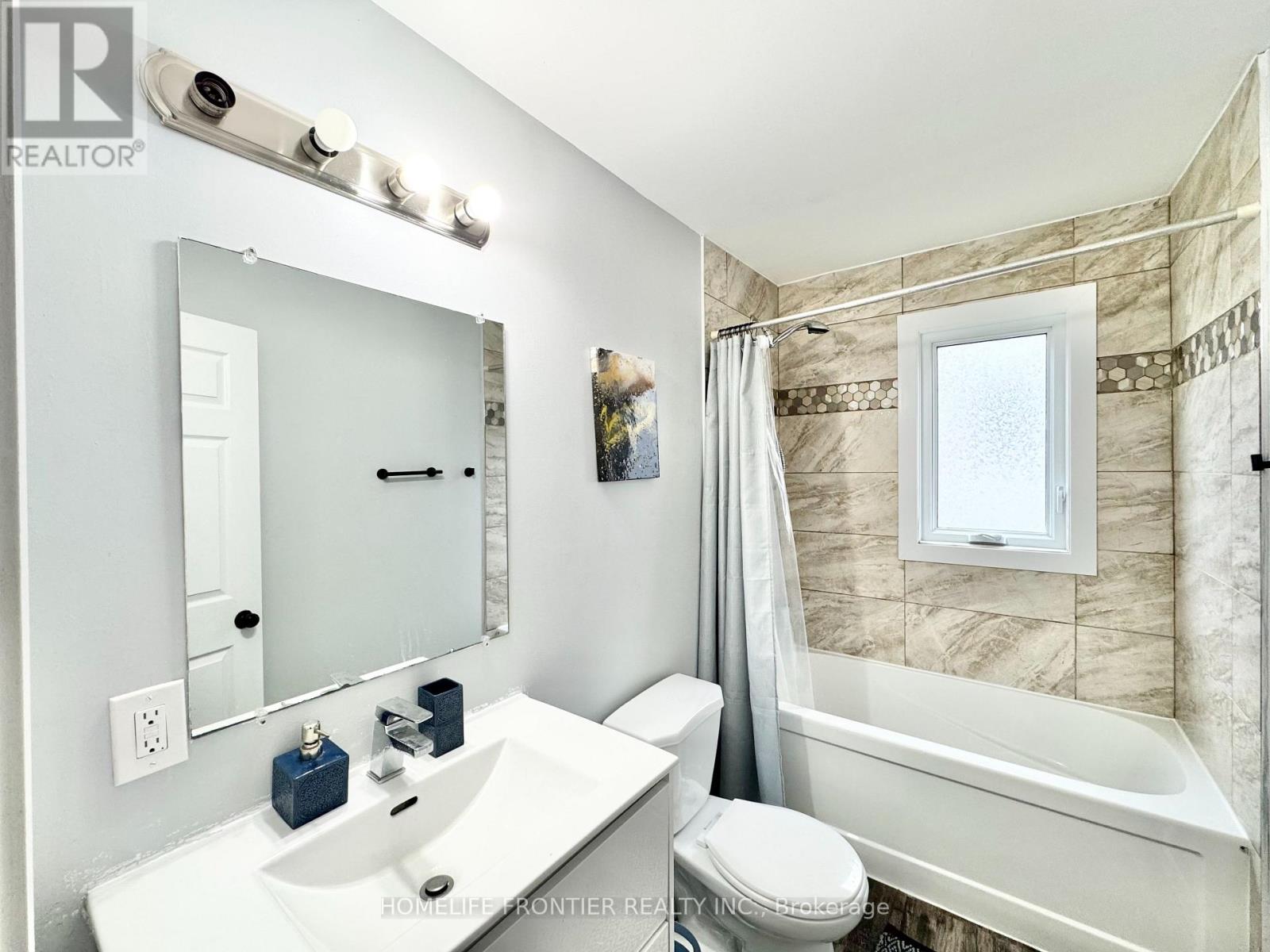 27 Beech Street, Ajax, Ontario  L1S 1W2 - Photo 7 - E12514920