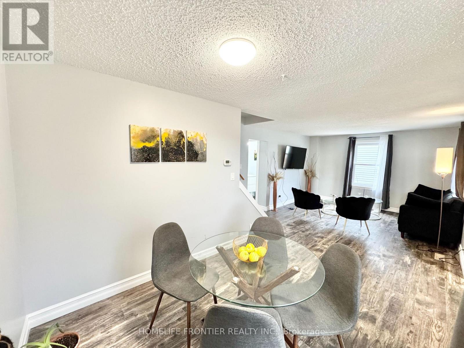 27 Beech Street, Ajax, Ontario  L1S 1W2 - Photo 4 - E12514920