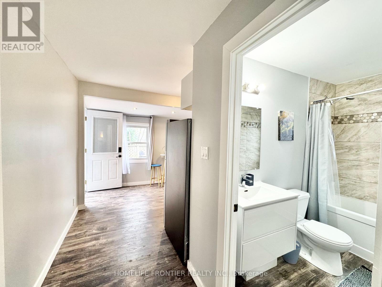 27 Beech Street, Ajax, Ontario  L1S 1W2 - Photo 6 - E12514920