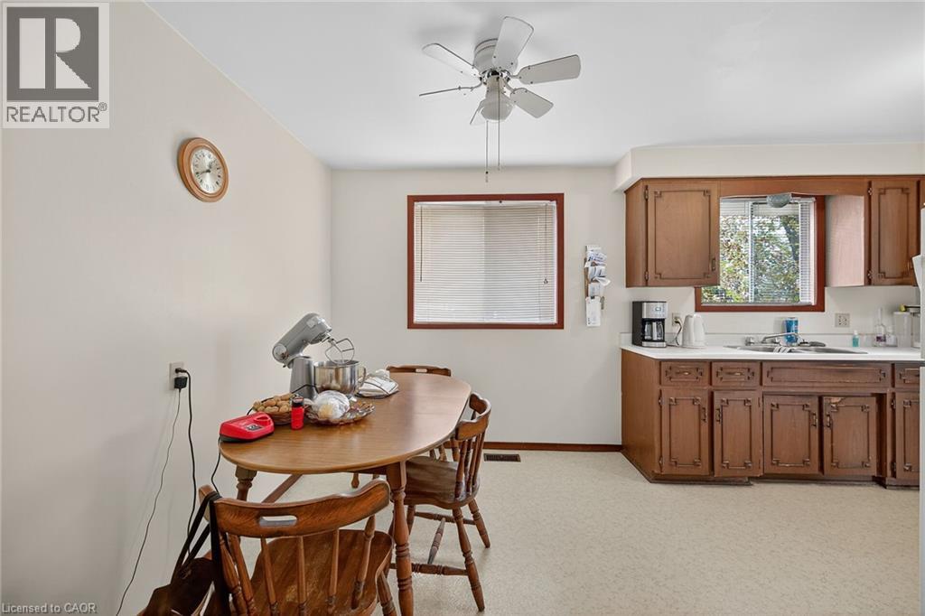 332 King Street E, Stoney Creek, Ontario L8G 1M4 - Photo 18 - 40788292