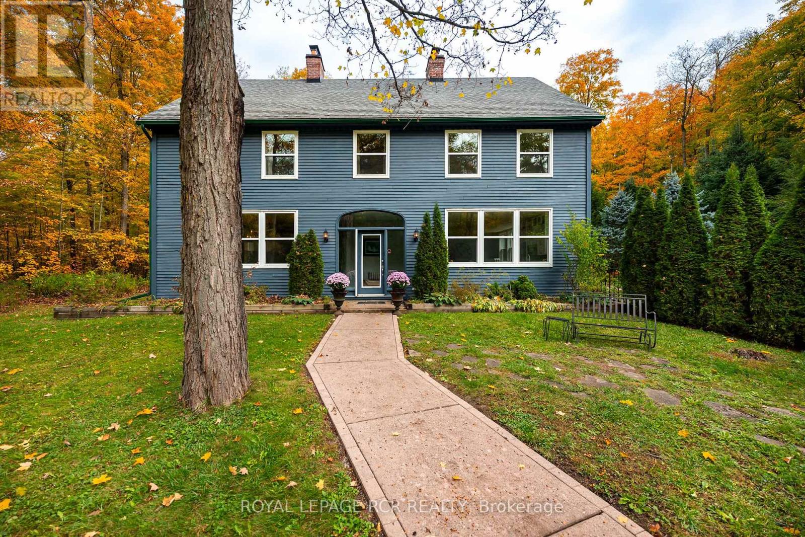 19211 Mountainview Road, Caledon, Ontario  L7K 2G6 - Photo 4 - W12468377