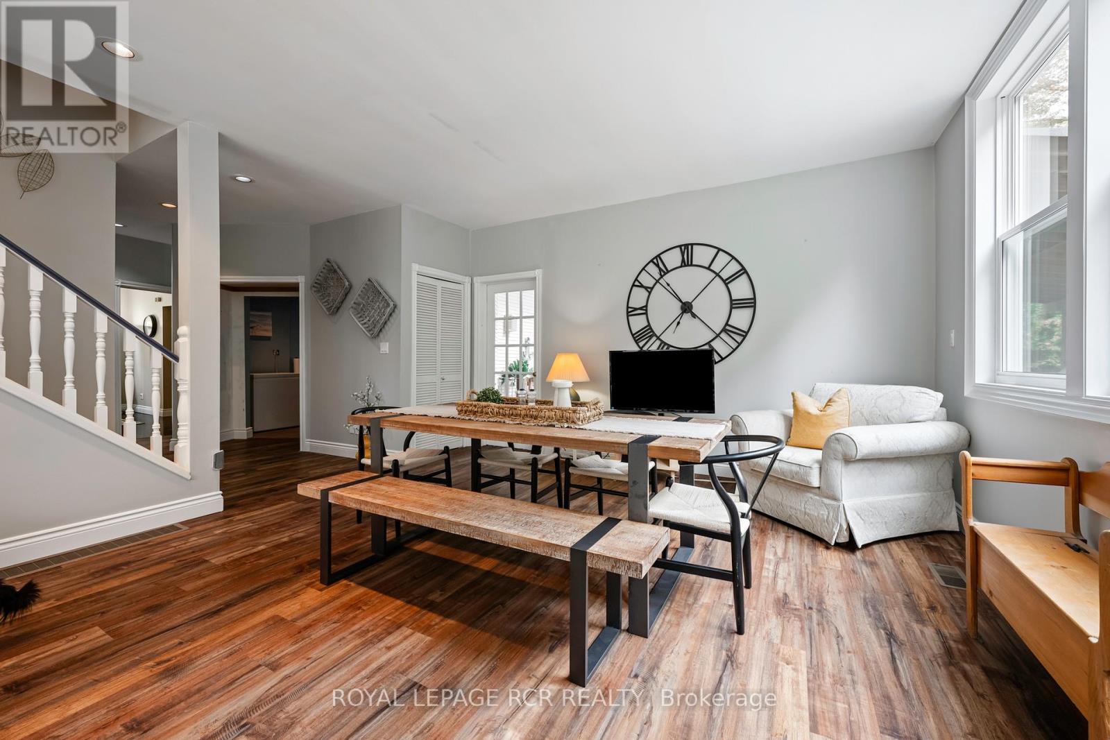 19211 Mountainview Road, Caledon, Ontario  L7K 2G6 - Photo 13 - W12468377