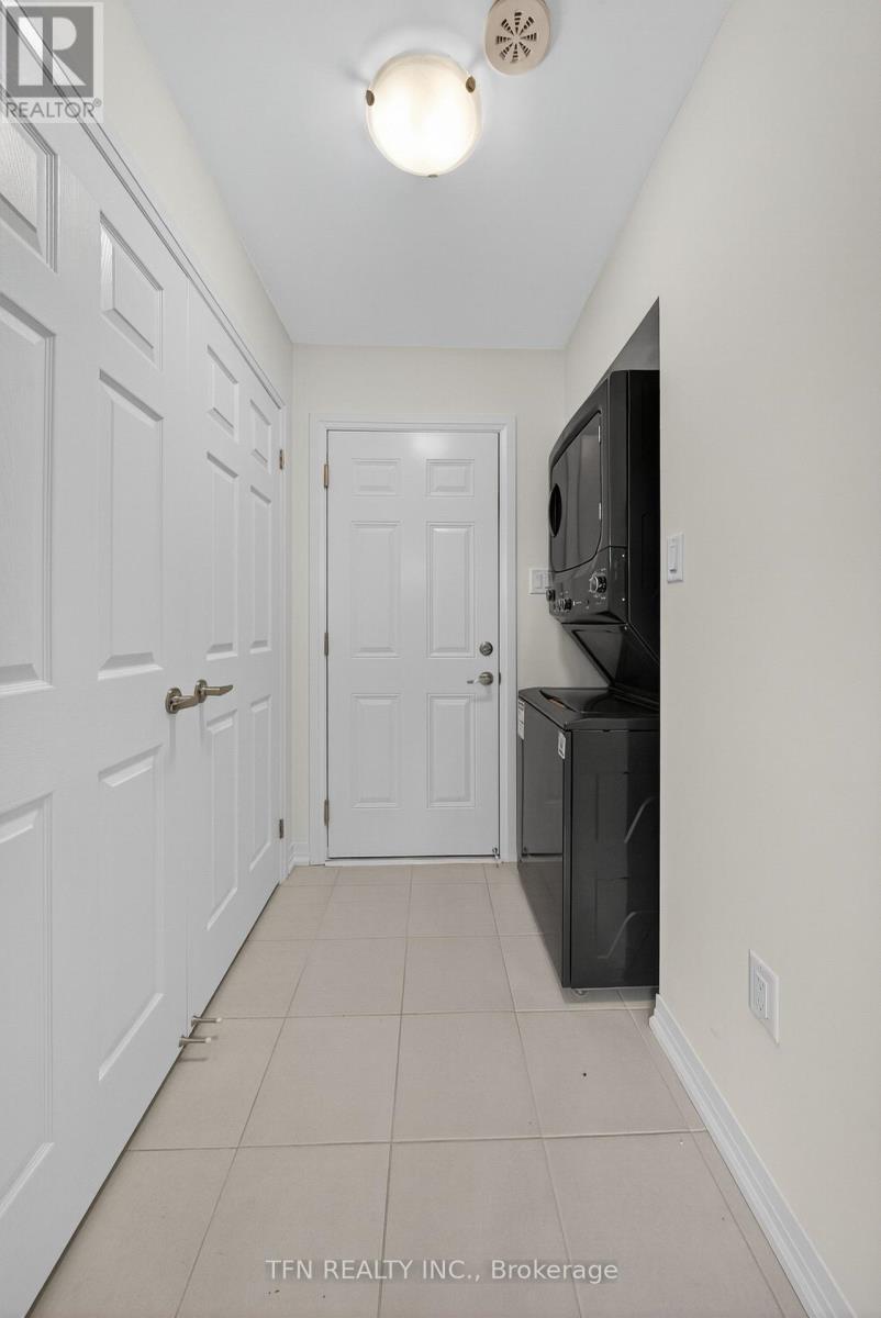 50 Lilac Lane N, Thorold, Ontario  L3B 5N5 - Photo 4 - X12419486