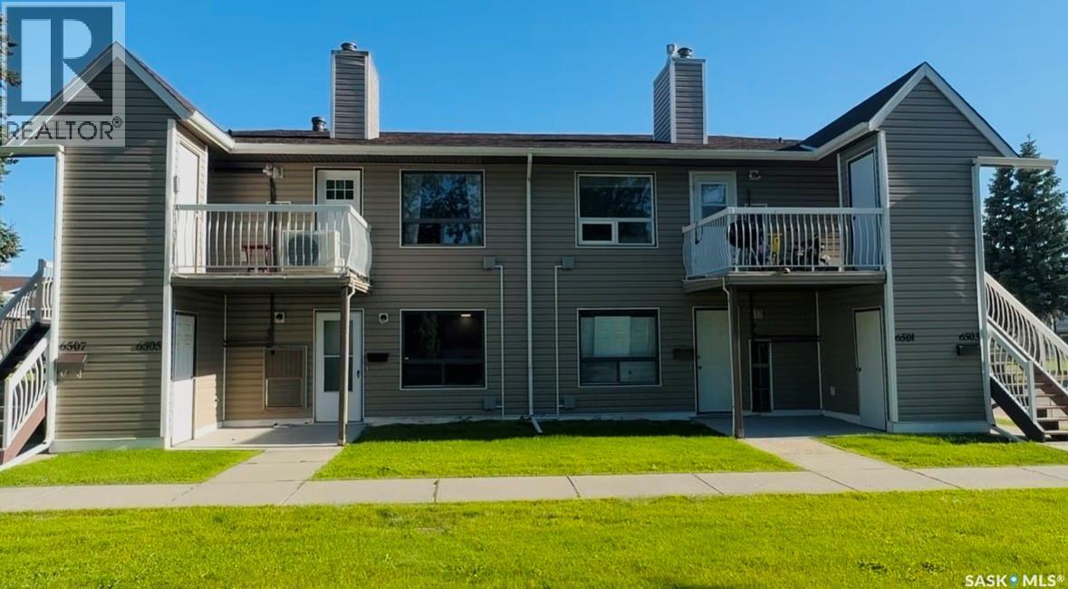 6505 Rochdale BOULEVARD, Regina, Saskatchewan