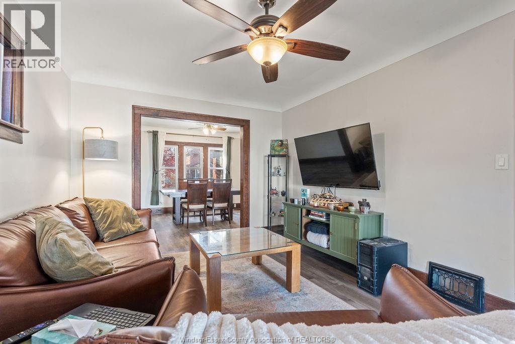 1244 Marentette, Windsor, Ontario N8X 4C6 - Photo 11 - 25028839