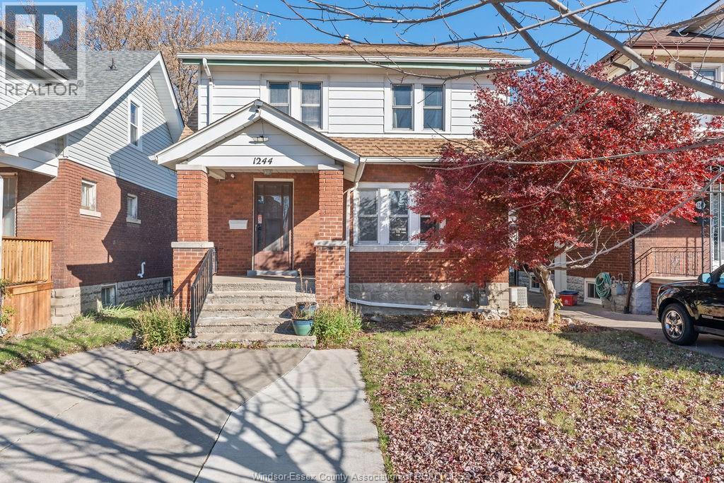 1244 Marentette, Windsor, Ontario N8X 4C6 - Photo 2 - 25028839