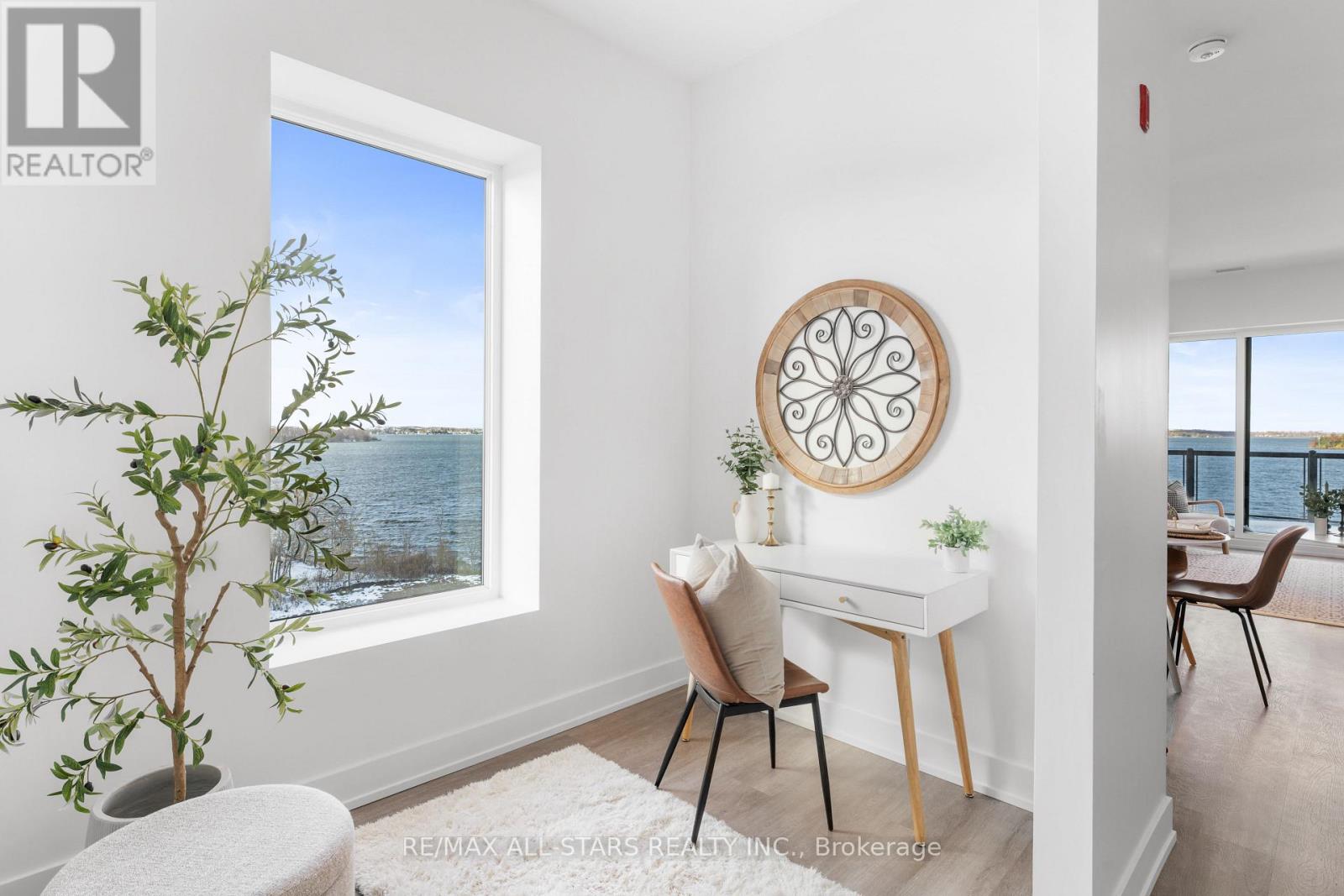 Ph#5 - 19b West Street N, Kawartha Lakes, Ontario K0M 1N0 - Photo 12 - X12544252