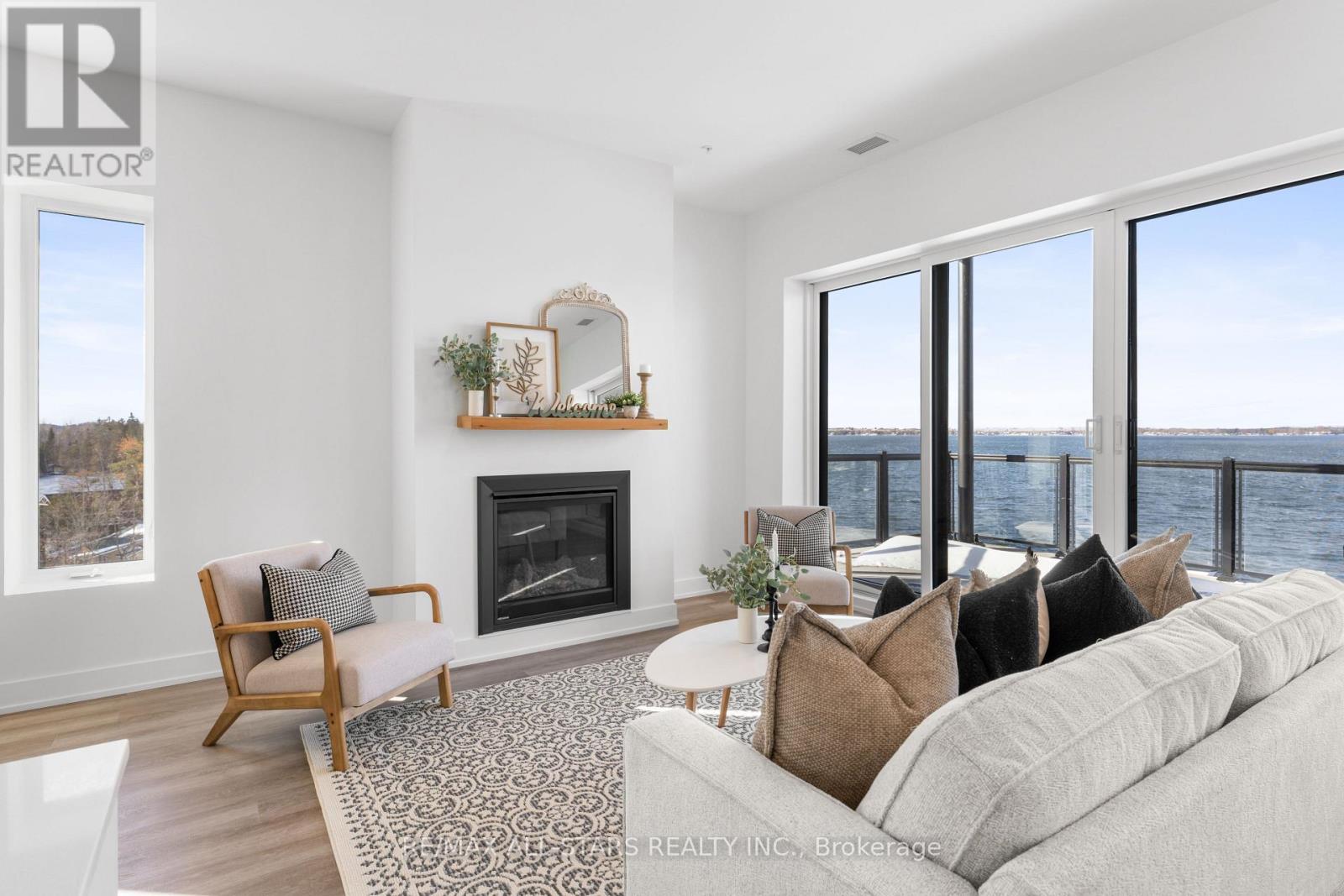 Ph#5 - 19b West Street N, Kawartha Lakes, Ontario K0M 1N0 - Photo 21 - X12544252