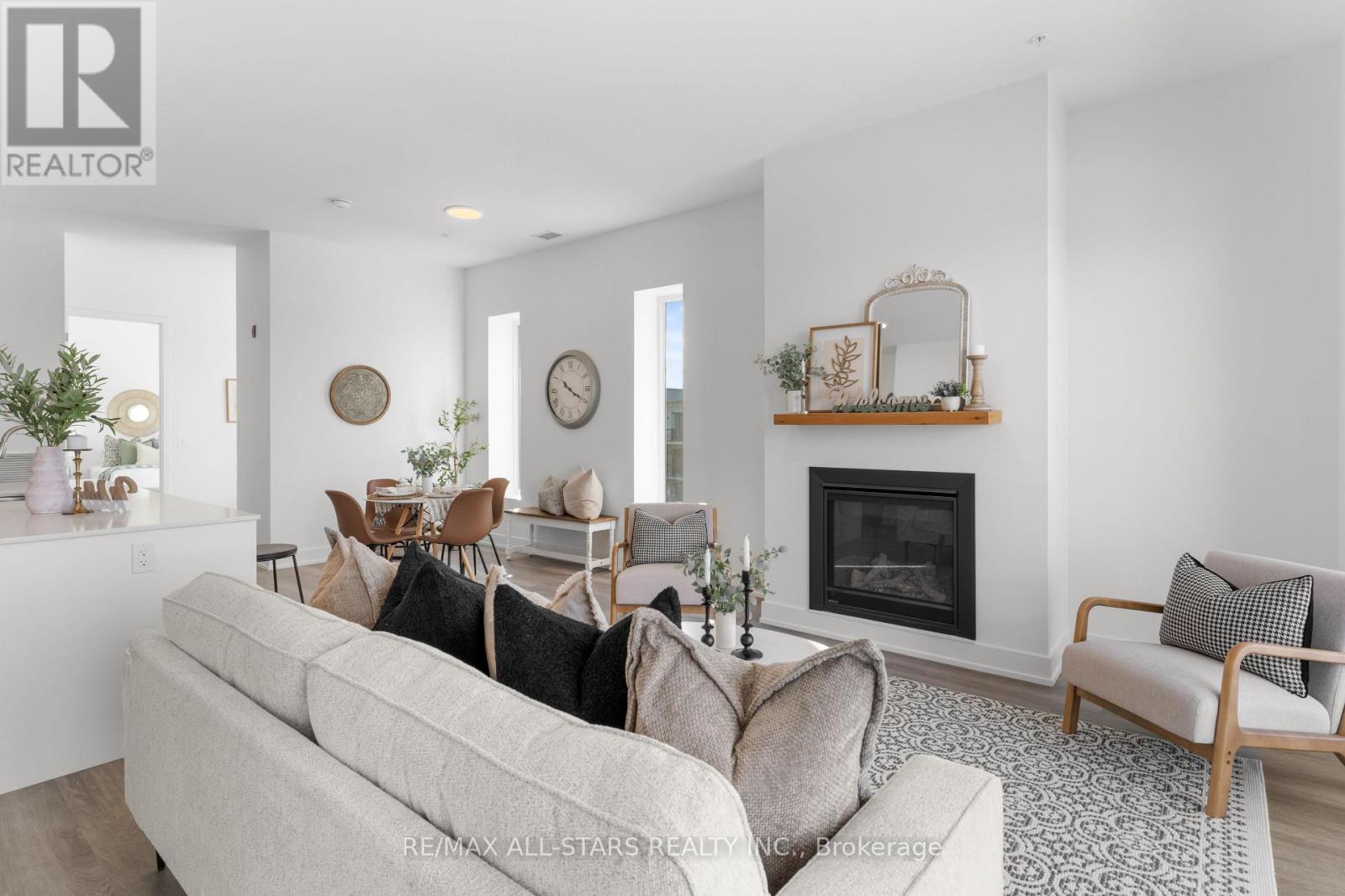 Ph#5 - 19b West Street N, Kawartha Lakes, Ontario K0M 1N0 - Photo 22 - X12544252