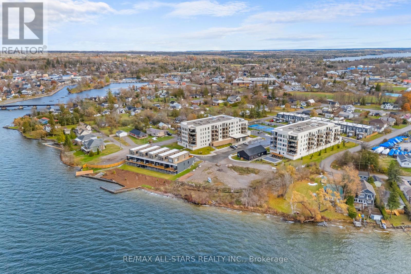 Ph#5 - 19b West Street N, Kawartha Lakes, Ontario K0M 1N0 - Photo 38 - X12544252