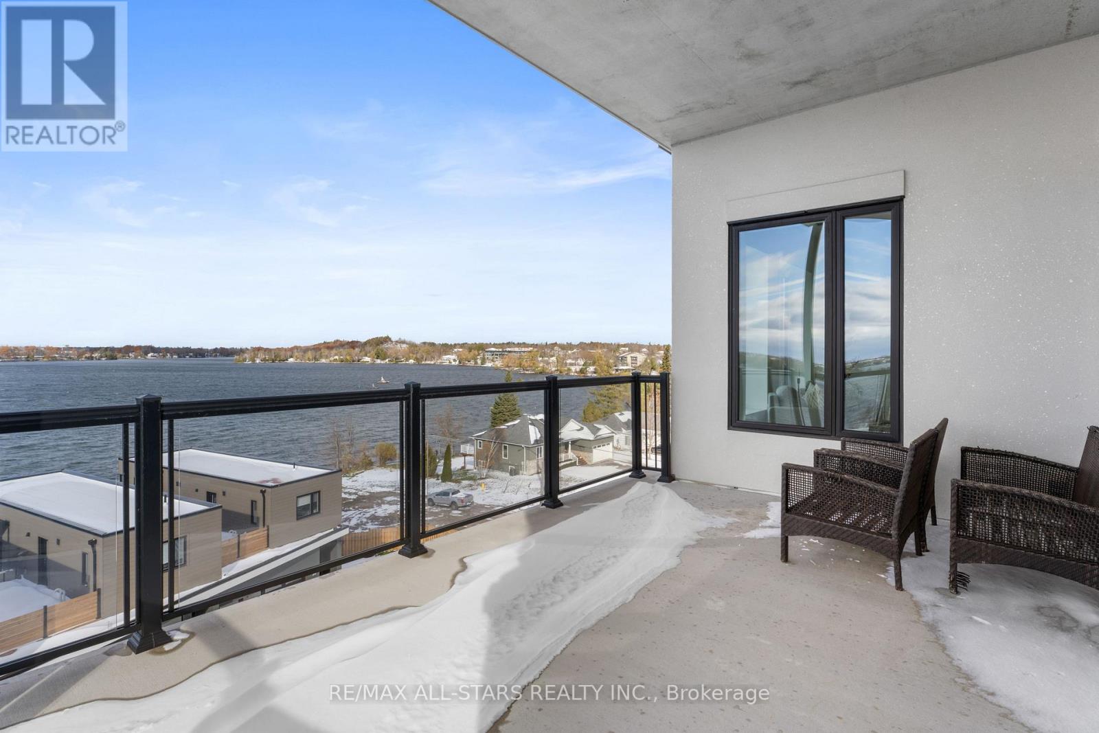 Ph#5 - 19b West Street N, Kawartha Lakes, Ontario K0M 1N0 - Photo 33 - X12544252