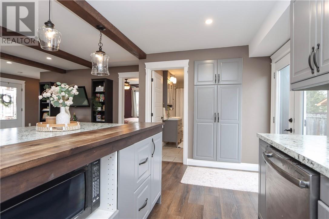 498 Adelaide Street, Espanola, Ontario  P5E 1L4 - Photo 12 - 2125648