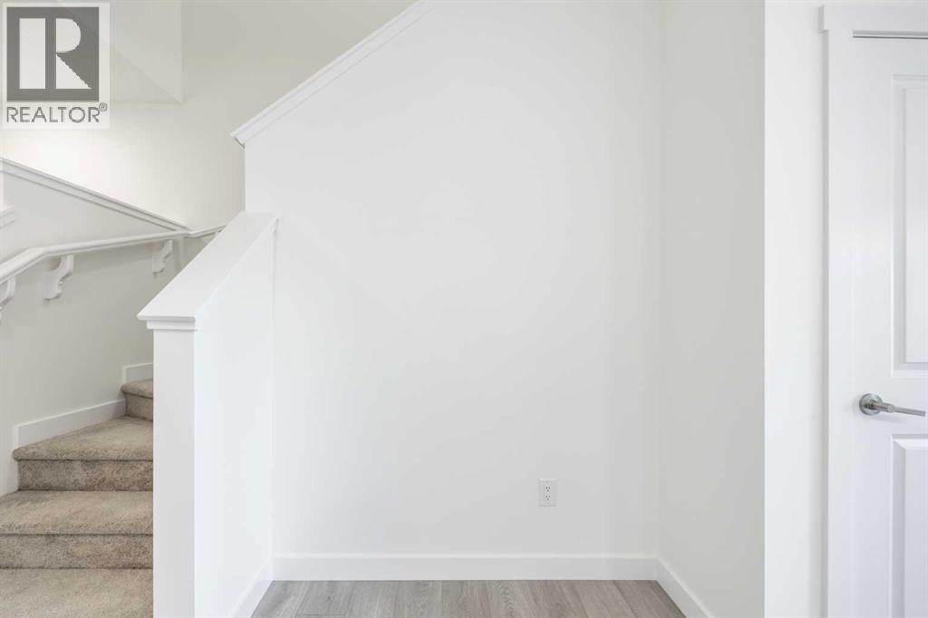 43 Heritage Manor, Cochrane, Alberta  T4C 0L3 - Photo 7 - A2265847