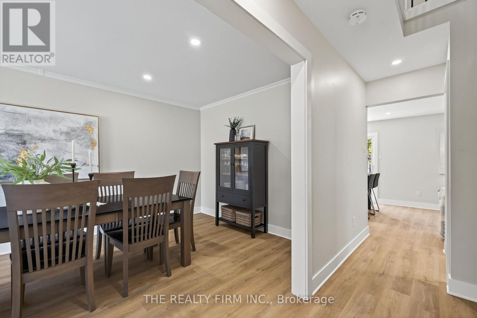 107 Cheswick Circle, London South, Ontario  N6E 3L2 - Photo 4 - X12545412