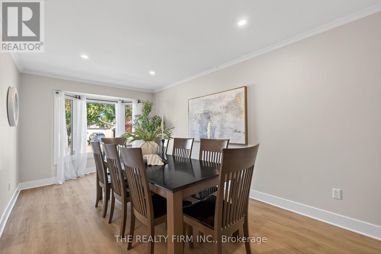 107 Cheswick Circle, London South, Ontario  N6E 3L2 - Photo 5 - X12545412