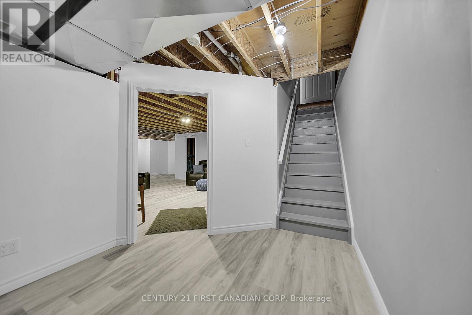 42580 Roberts Line, Central Elgin, Ontario  N0L 2L0 - Photo 24 - X12545432