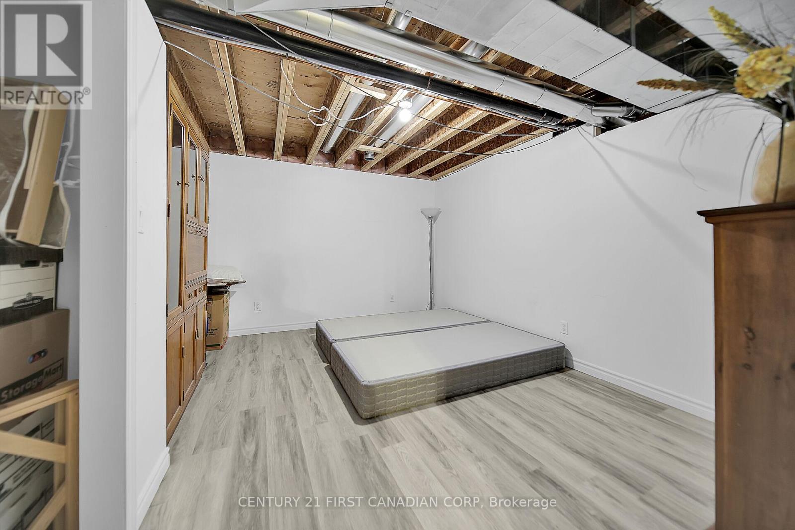 42580 Roberts Line, Central Elgin, Ontario  N0L 2L0 - Photo 27 - X12545432