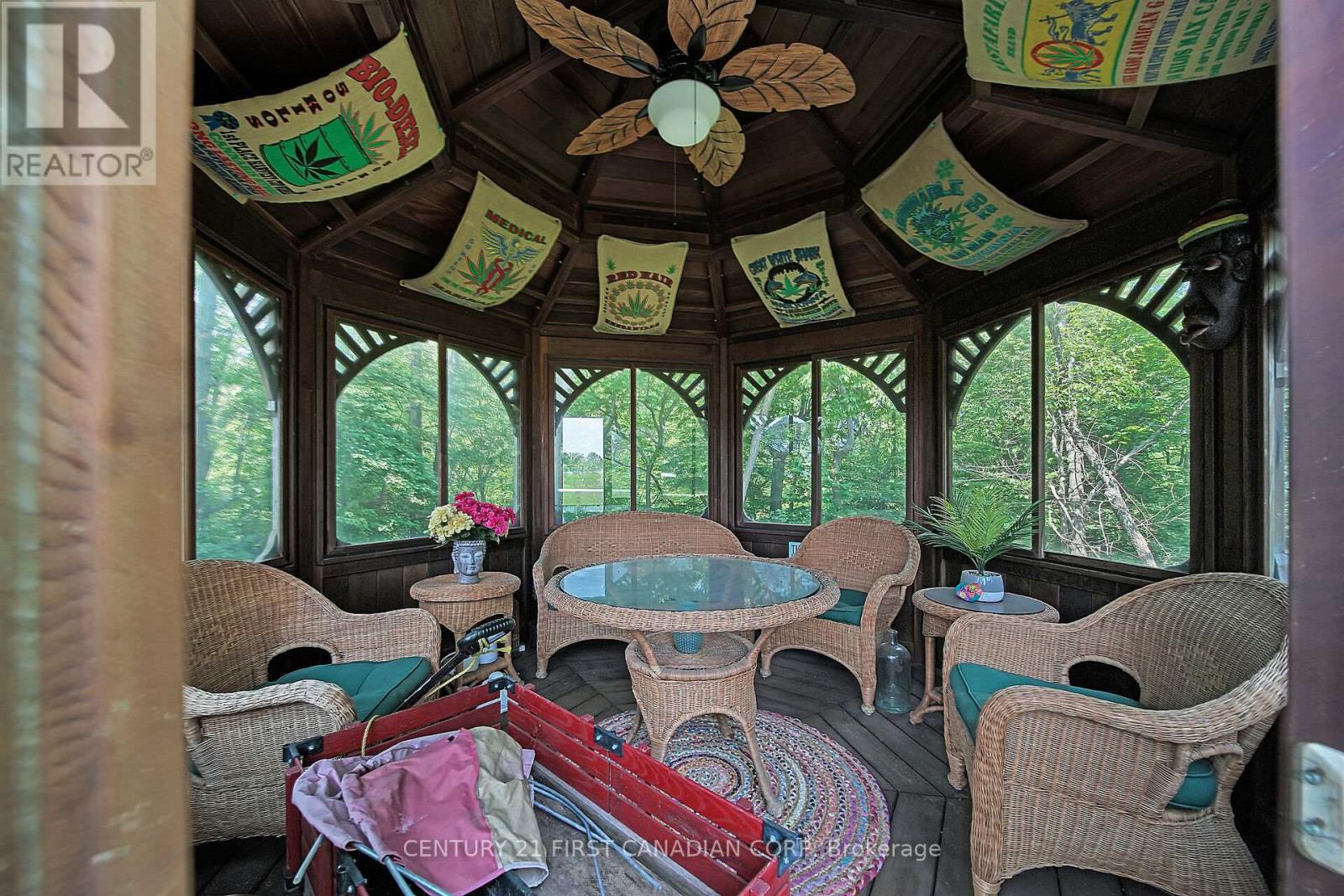 42580 Roberts Line, Central Elgin, Ontario  N0L 2L0 - Photo 37 - X12545432