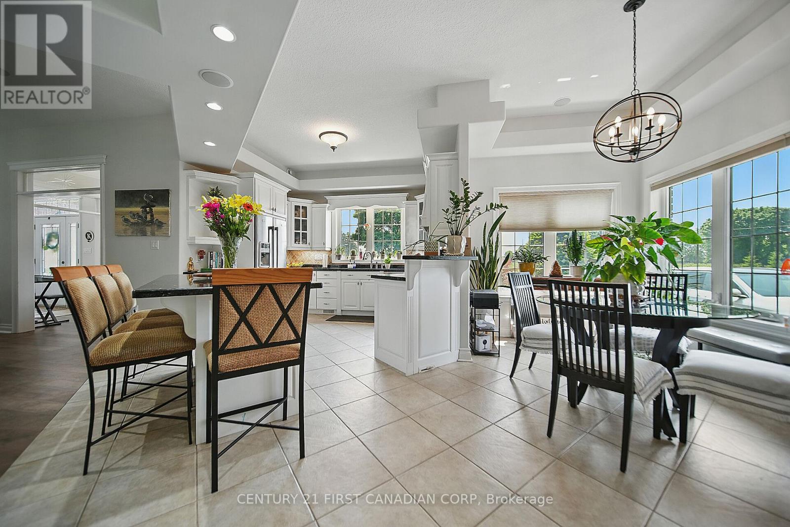 42580 Roberts Line, Central Elgin, Ontario  N0L 2L0 - Photo 8 - X12545432