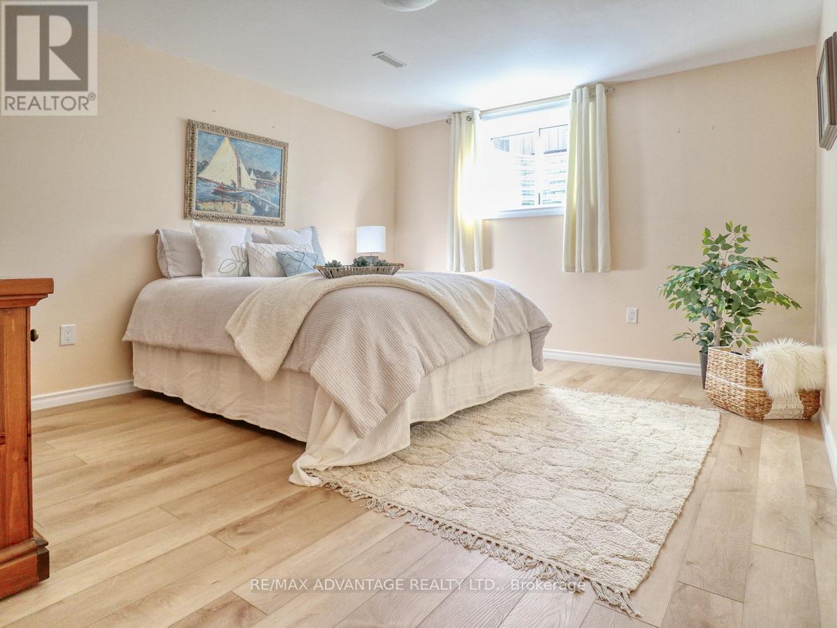 1891 Trailsway Drive, London South, Ontario  N6K 0K7 - Photo 33 - X12545446