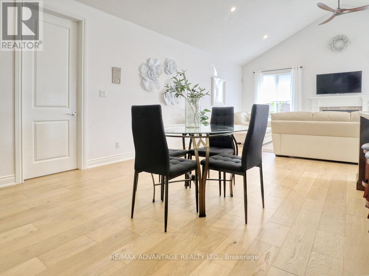 1891 Trailsway Drive, London South, Ontario  N6K 0K7 - Photo 9 - X12545446