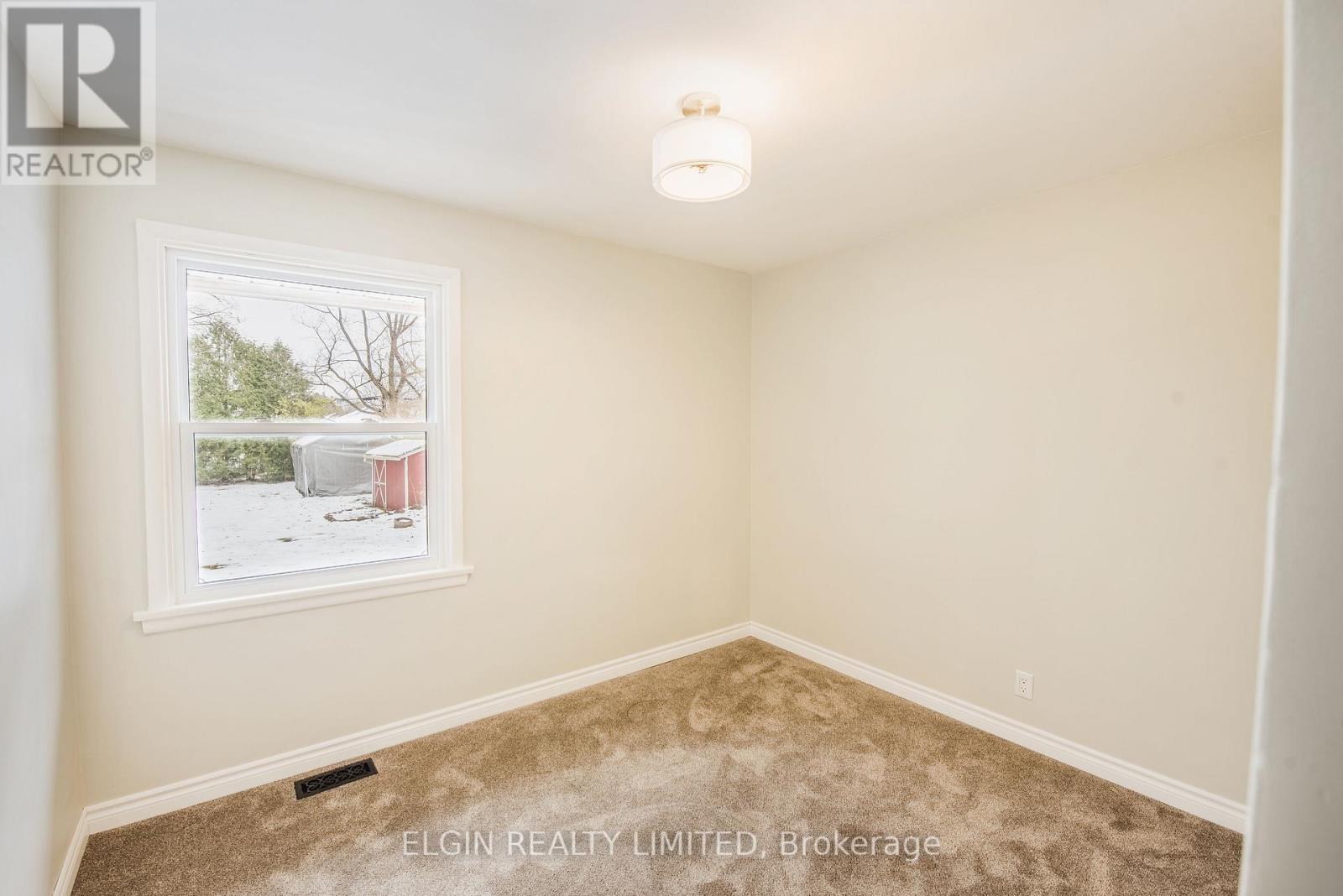 253 Alma Street, St. Thomas, Ontario  N5P 3B9 - Photo 8 - X12545506