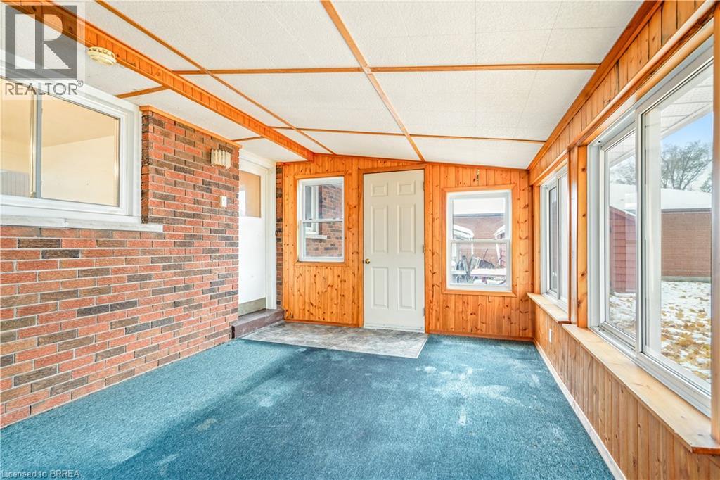 8 Stockdale Drive, Brantford, Ontario  N3R 2R5 - Photo 19 - 40787393