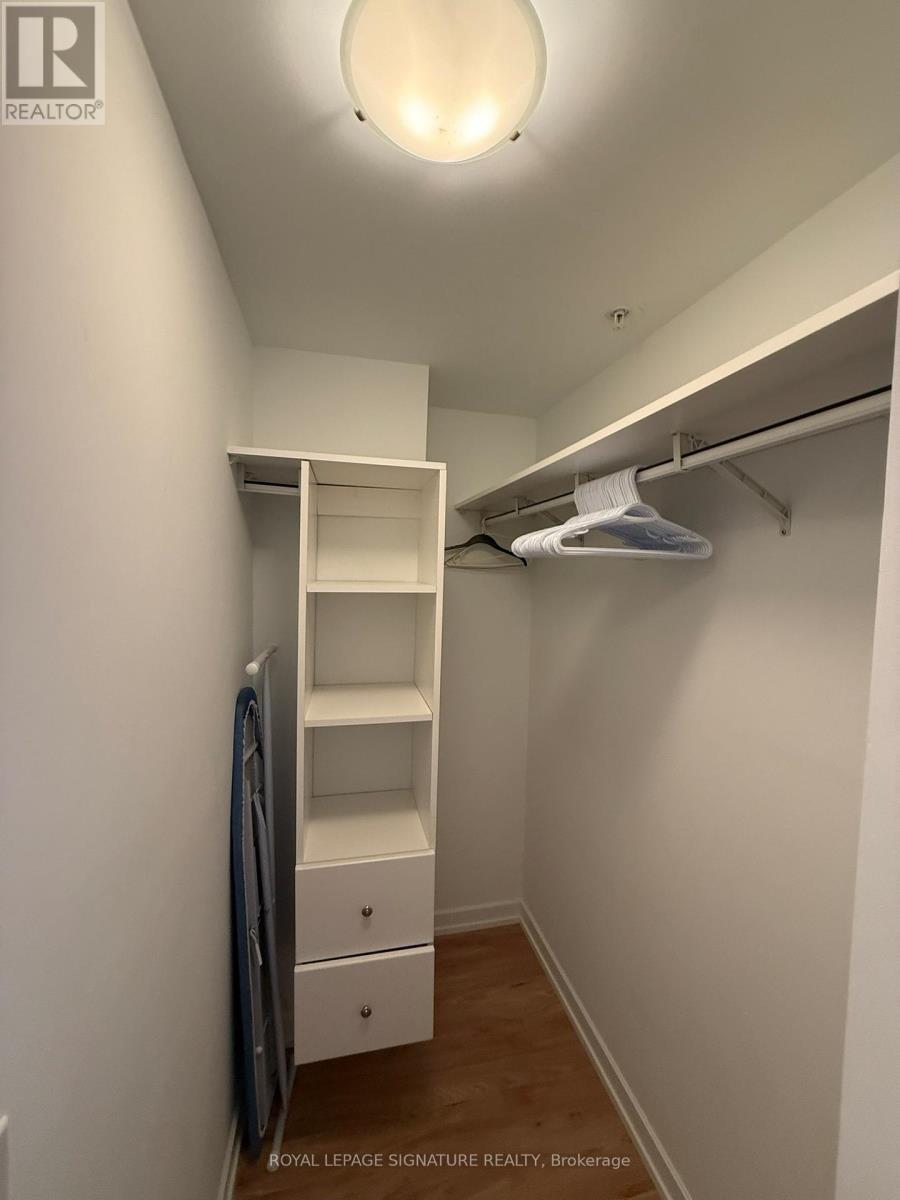 213 - 377 Madison Avenue, Toronto, Ontario  M4V 3E1 - Photo 11 - C12545190