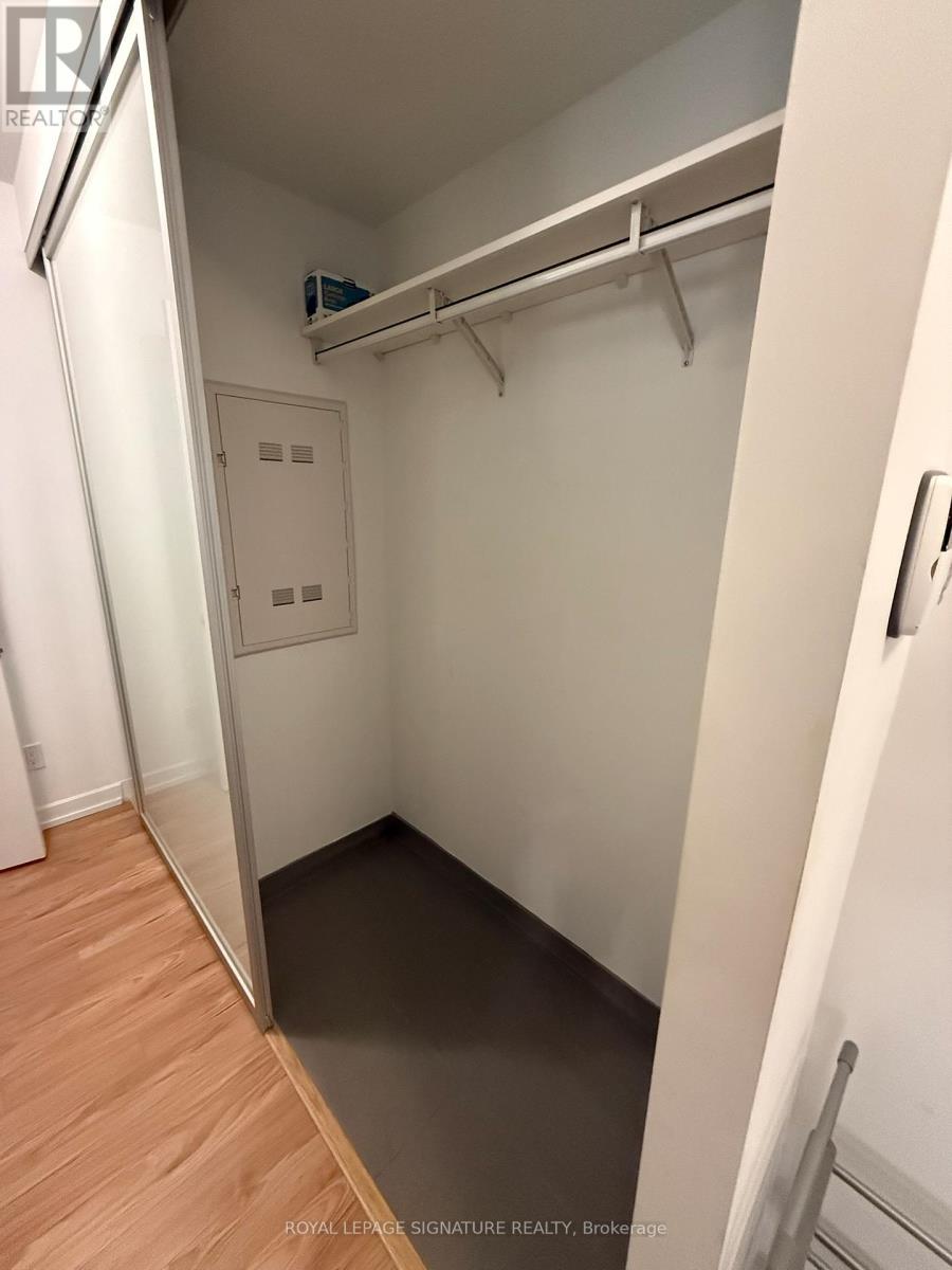 213 - 377 Madison Avenue, Toronto, Ontario  M4V 3E1 - Photo 16 - C12545190