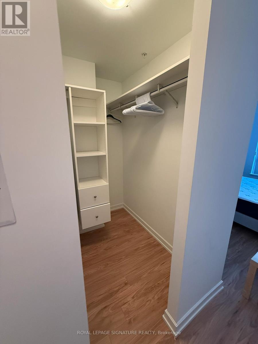 213 - 377 Madison Avenue, Toronto, Ontario  M4V 3E1 - Photo 9 - C12545190