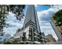 2415 - 386 YONGE STREET, Toronto, Ontario
