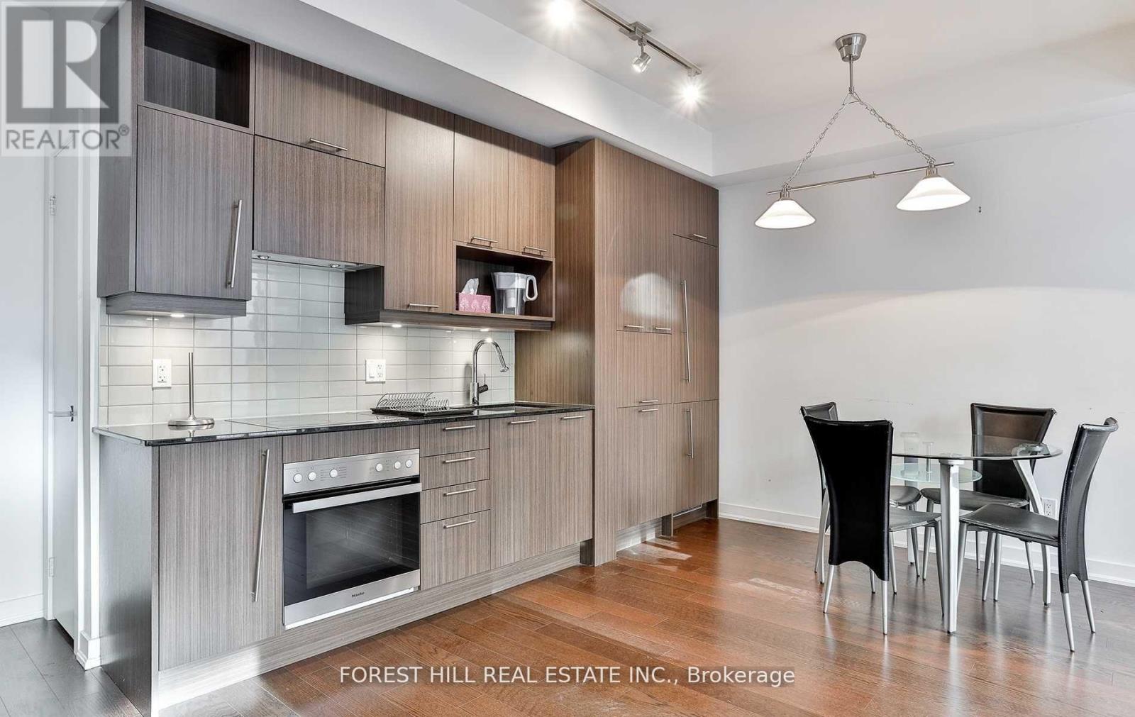 318 - 199 Richmond Street W, Toronto, Ontario  M5V 0H4 - Photo 10 - C12545246