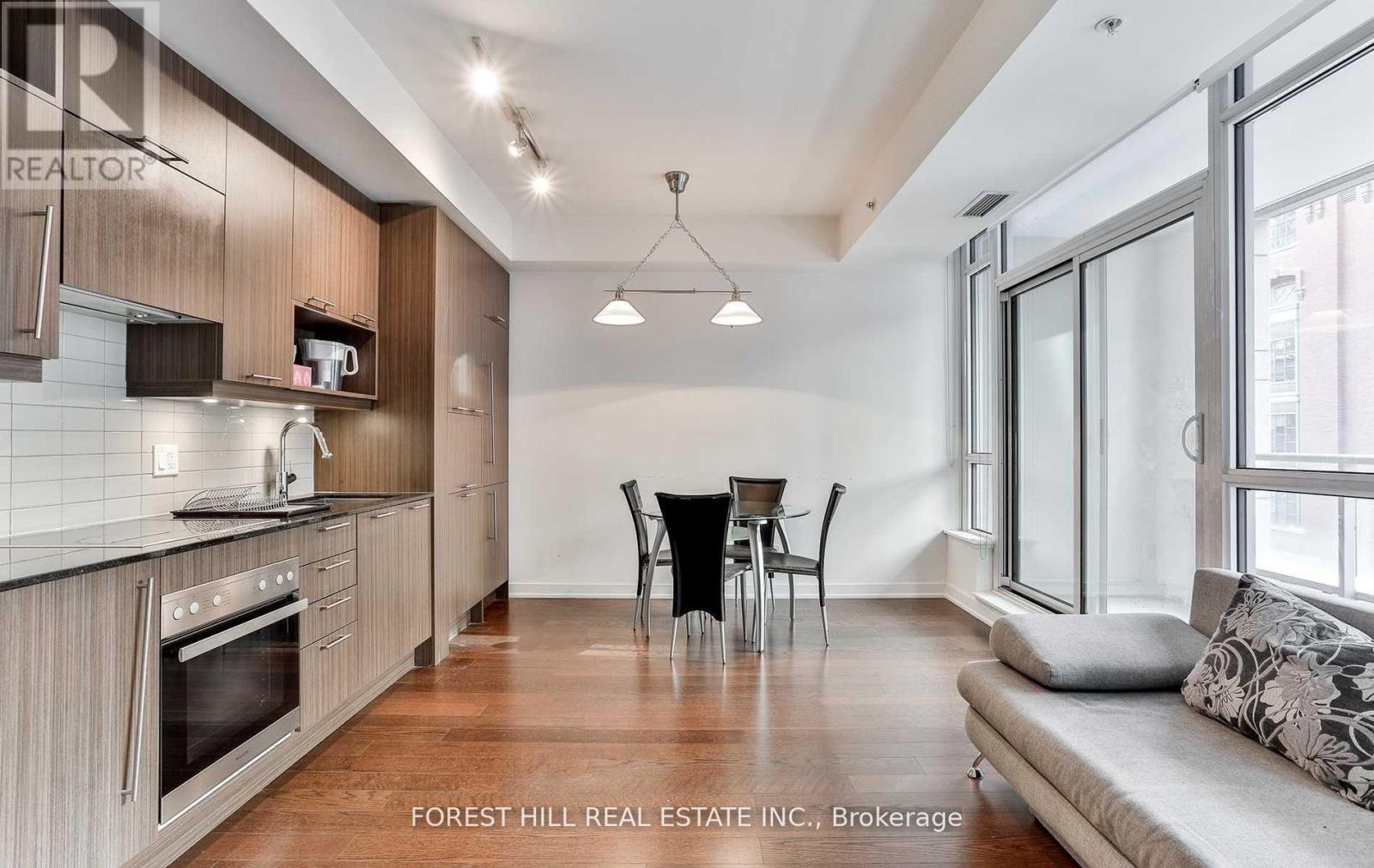 318 - 199 Richmond Street W, Toronto, Ontario  M5V 0H4 - Photo 11 - C12545246