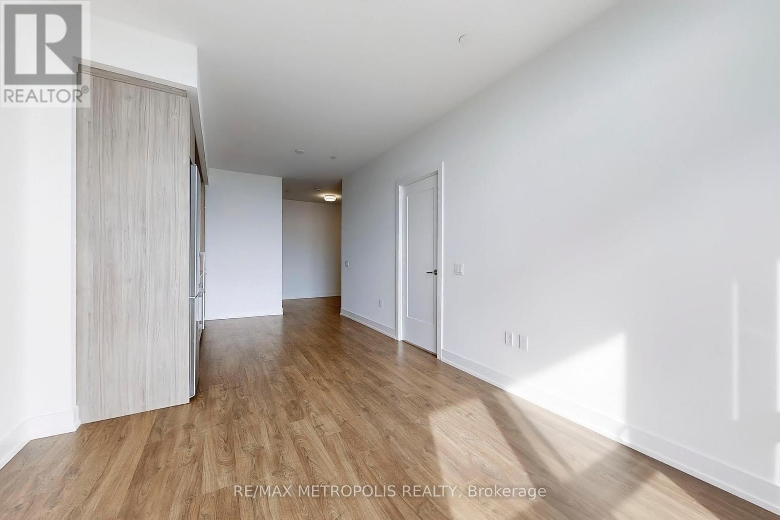 638 - 20 Inn On The Park Drive, Toronto, Ontario  M3C 0P8 - Photo 10 - C12545294