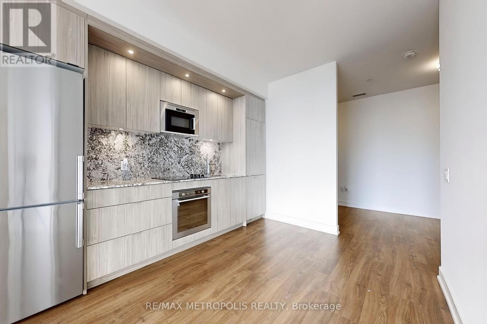 638 - 20 Inn On The Park Drive, Toronto, Ontario  M3C 0P8 - Photo 11 - C12545294