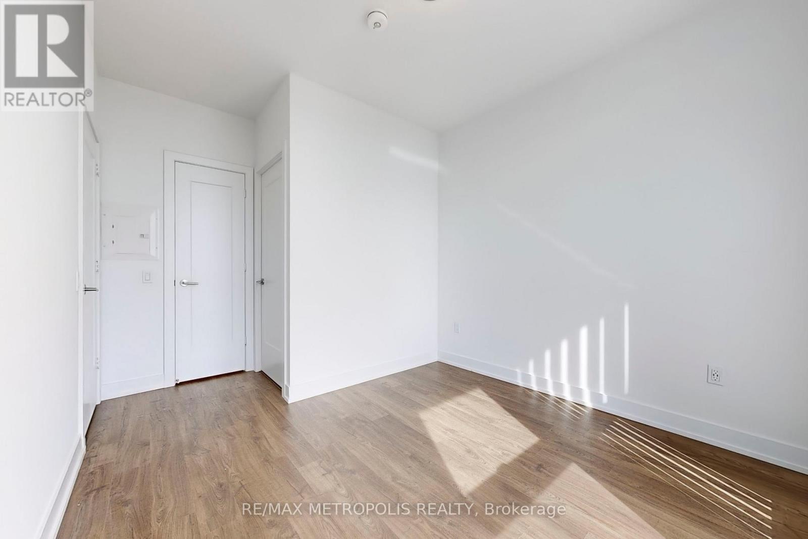 638 - 20 Inn On The Park Drive, Toronto, Ontario  M3C 0P8 - Photo 18 - C12545294