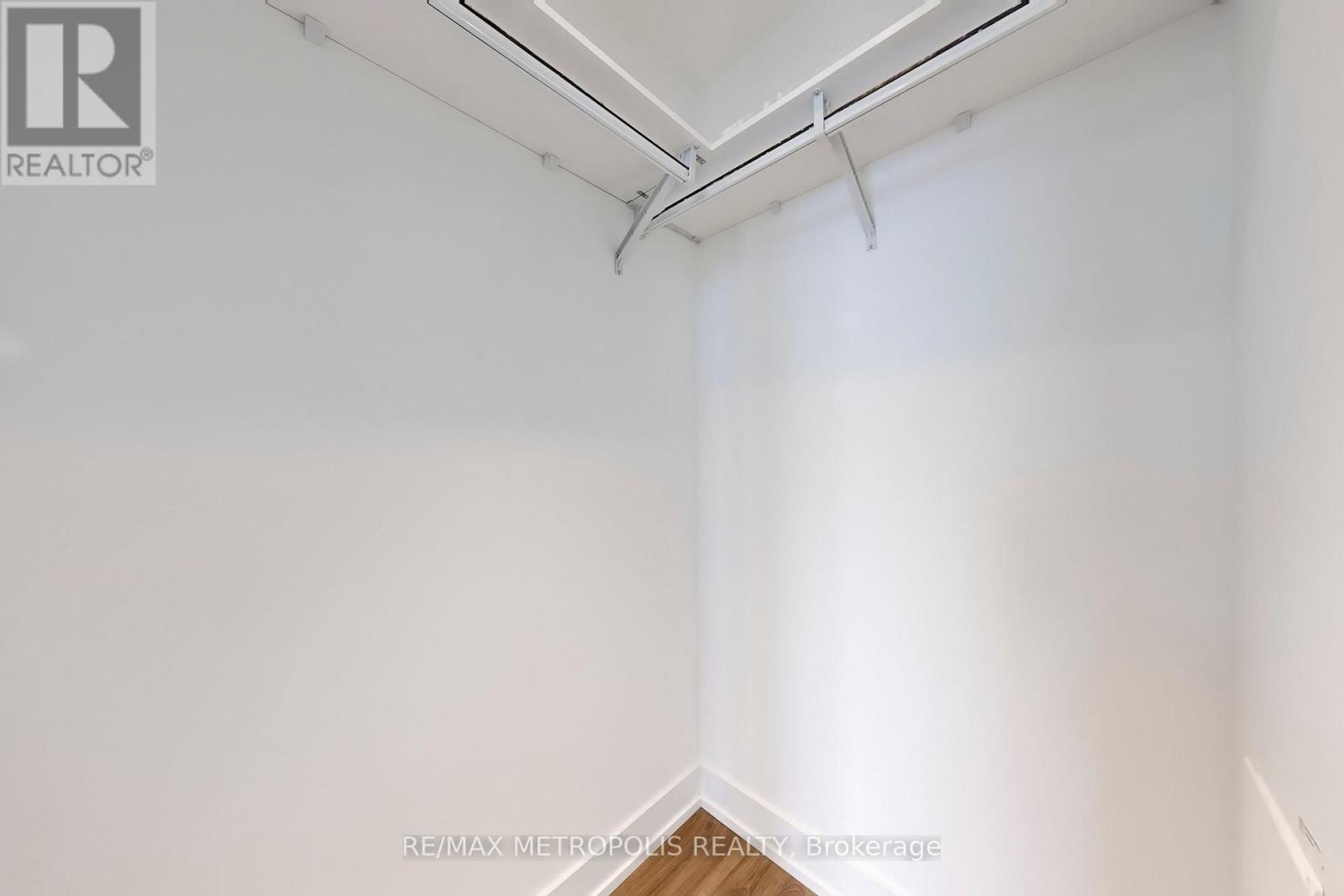 638 - 20 Inn On The Park Drive, Toronto, Ontario  M3C 0P8 - Photo 19 - C12545294