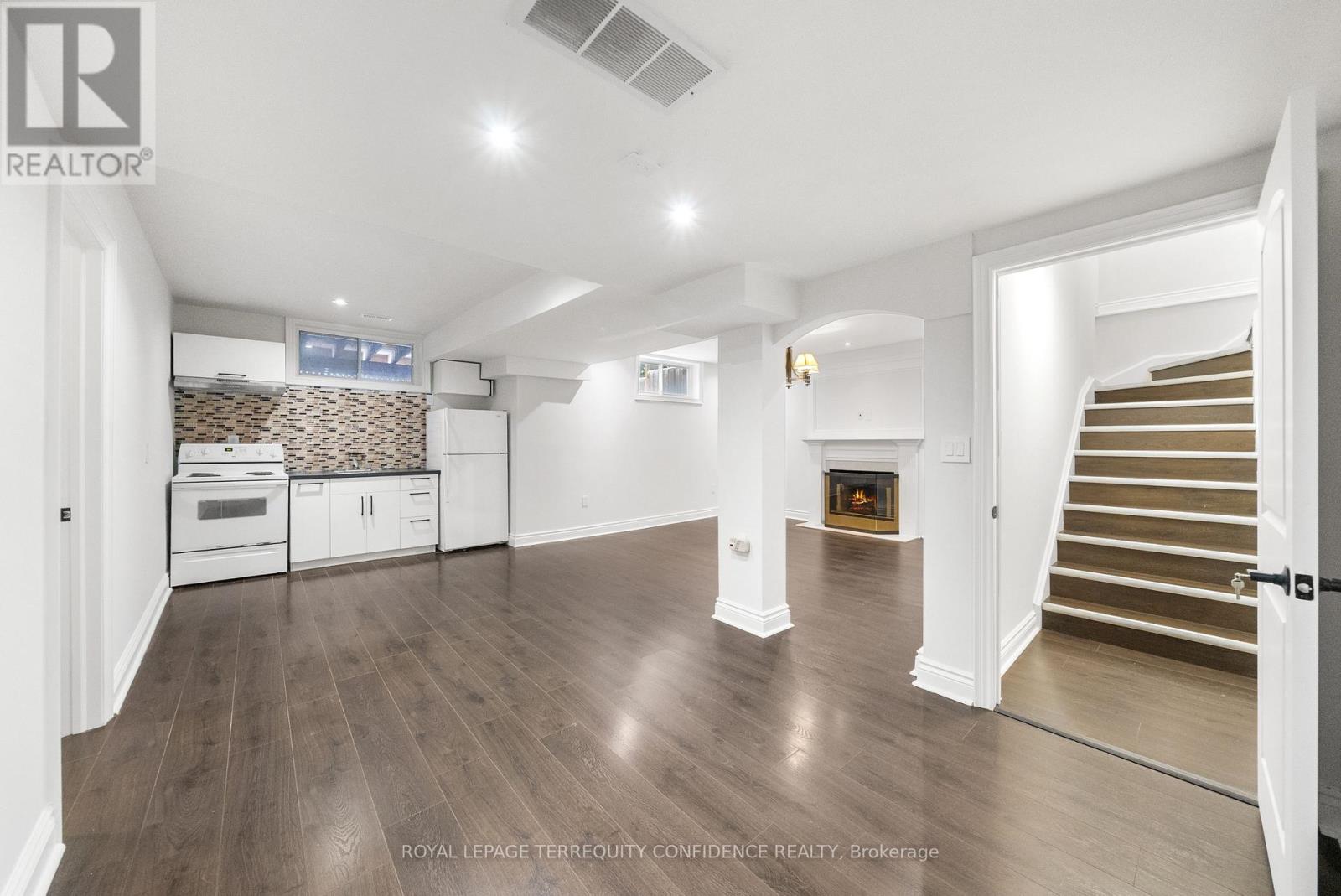 366 Hounslow Avenue, Toronto, Ontario M2R 1H6 - Photo 34 - C12545302