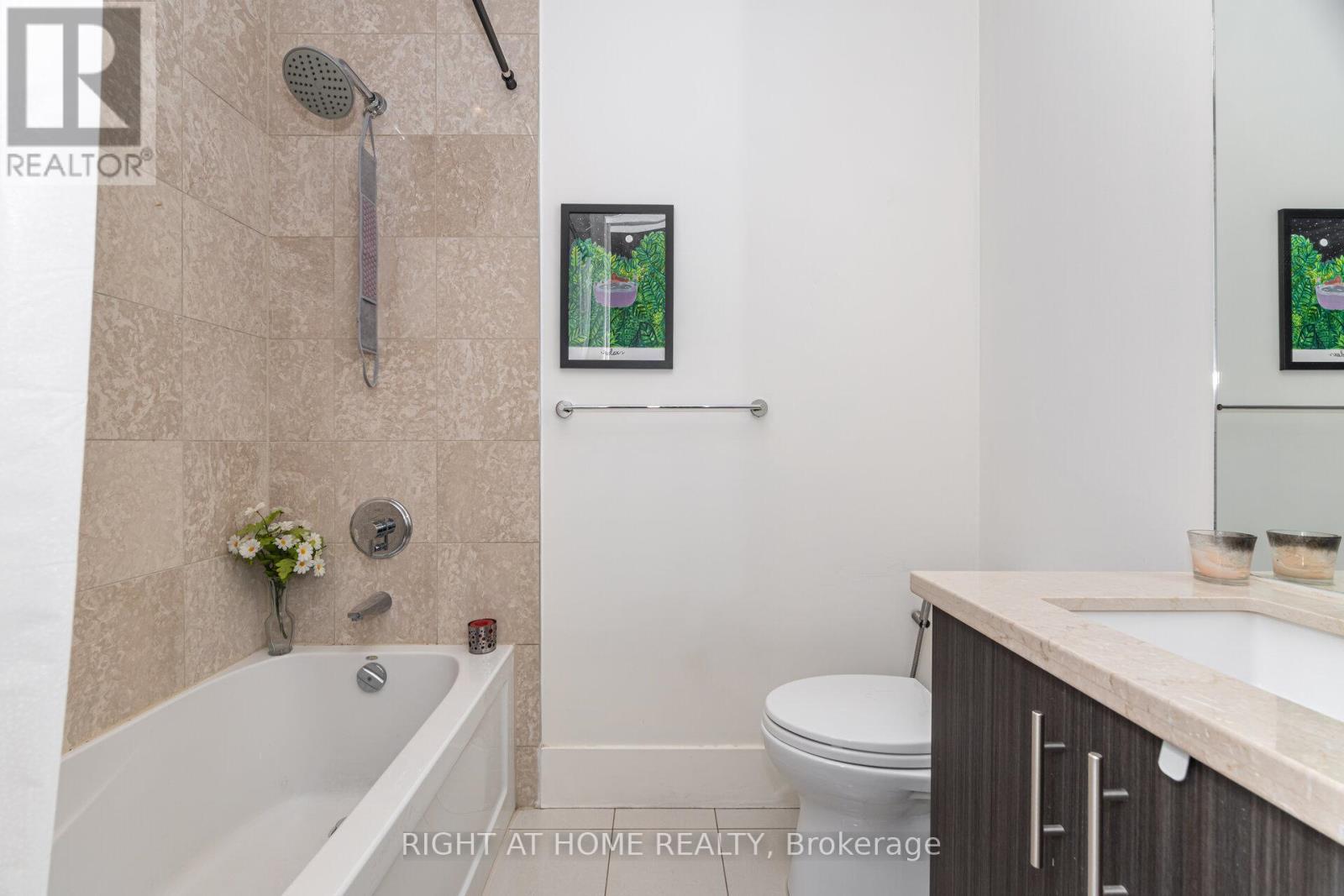 1109 - 29 Queens Quay E, Toronto, Ontario  M5E 0A4 - Photo 14 - C12545336