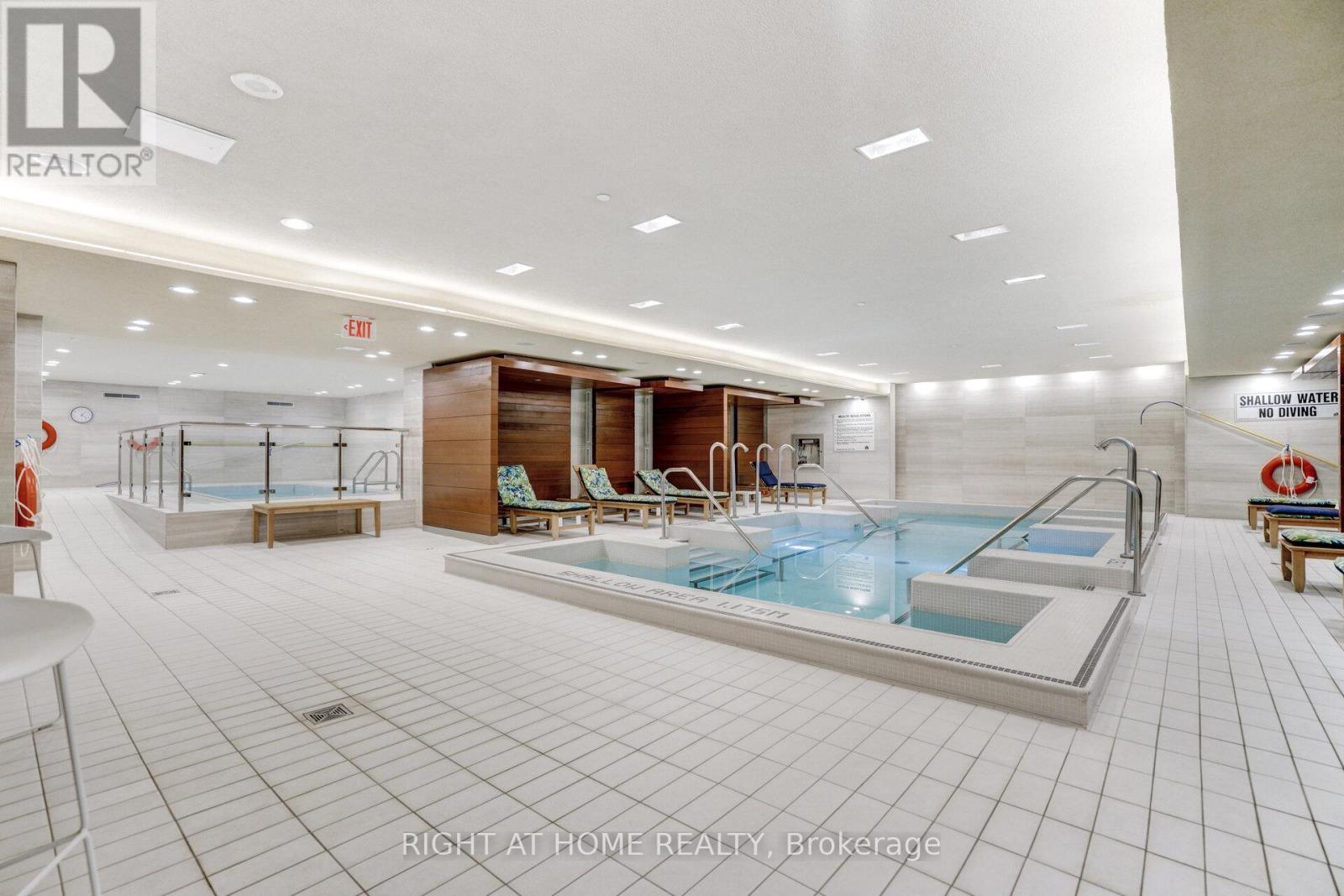 1109 - 29 Queens Quay E, Toronto, Ontario  M5E 0A4 - Photo 26 - C12545336