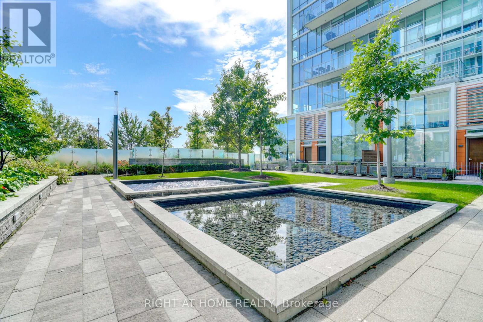 1109 - 29 Queens Quay E, Toronto, Ontario  M5E 0A4 - Photo 31 - C12545336