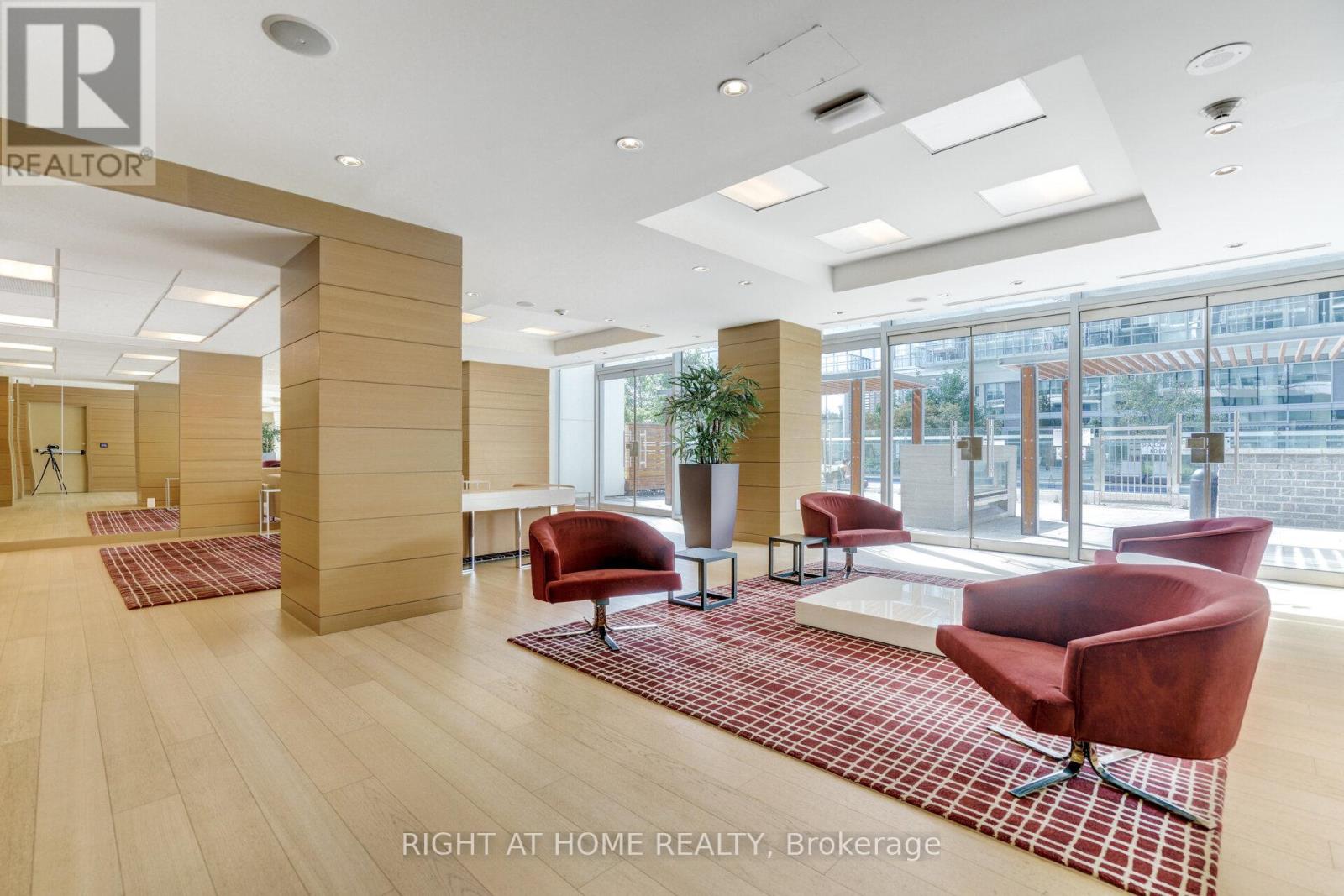 1109 - 29 Queens Quay E, Toronto, Ontario  M5E 0A4 - Photo 32 - C12545336