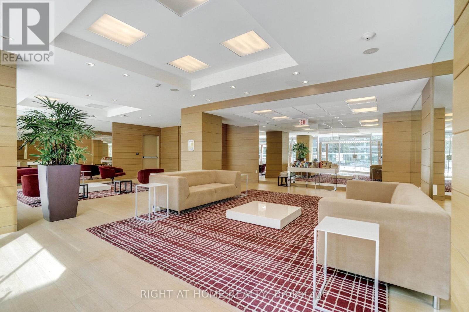 1109 - 29 Queens Quay E, Toronto, Ontario  M5E 0A4 - Photo 34 - C12545336