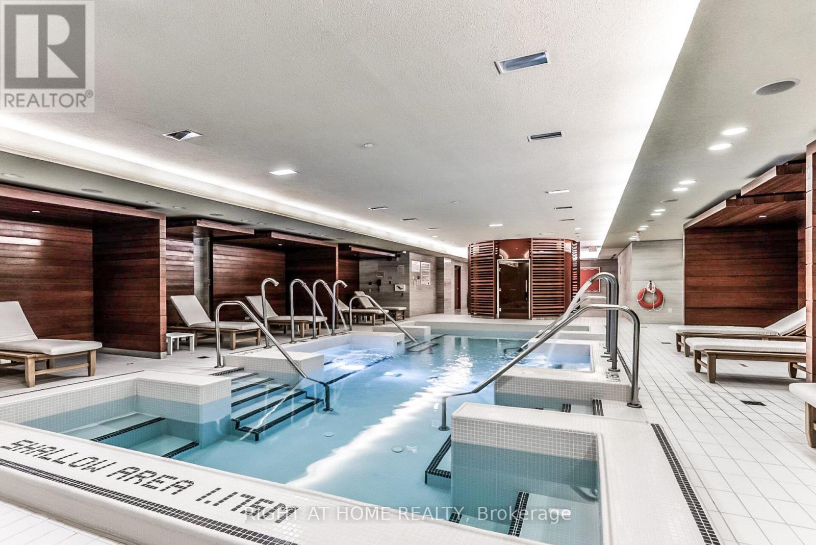 1109 - 29 Queens Quay E, Toronto, Ontario  M5E 0A4 - Photo 38 - C12545336