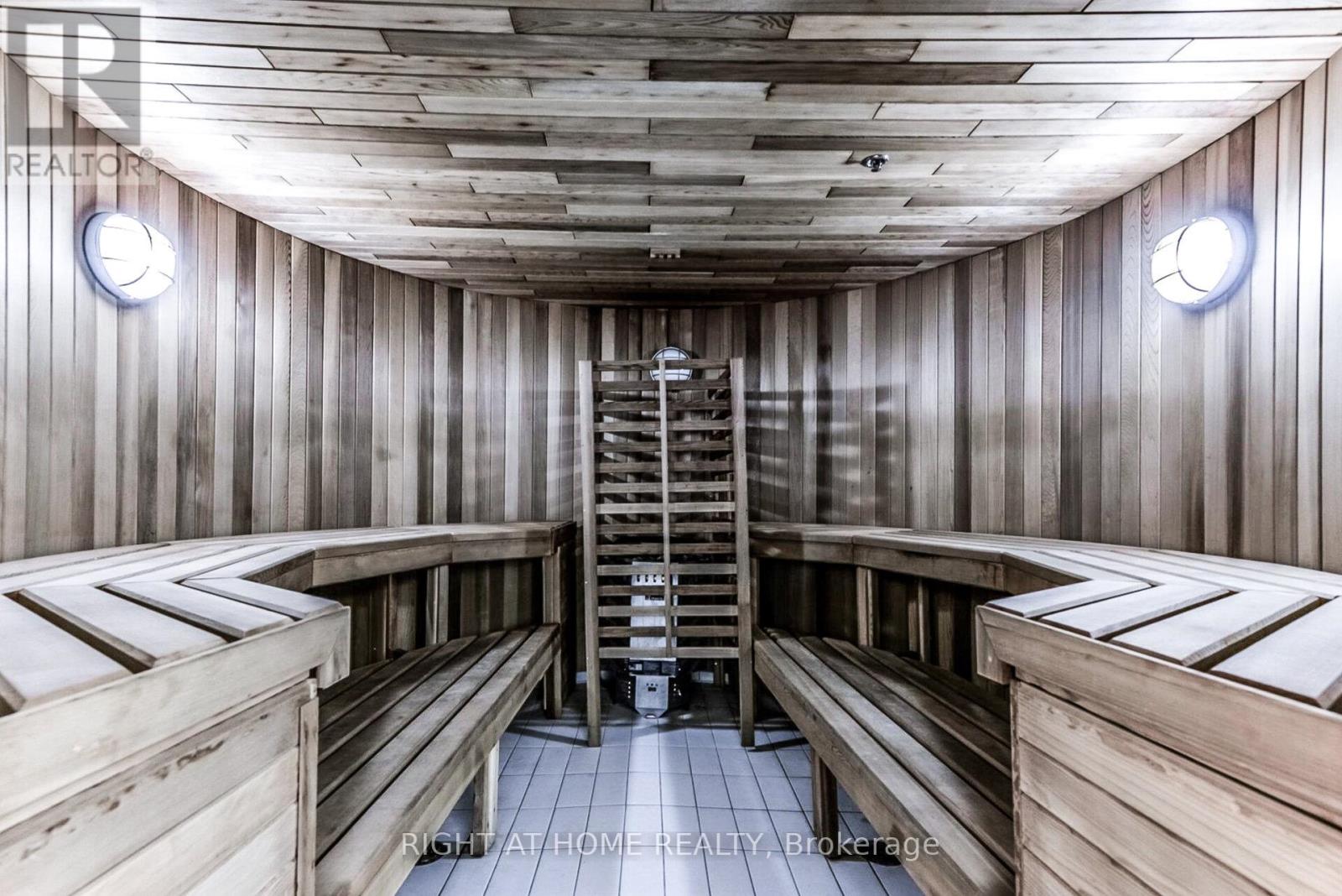 1109 - 29 Queens Quay E, Toronto, Ontario  M5E 0A4 - Photo 39 - C12545336