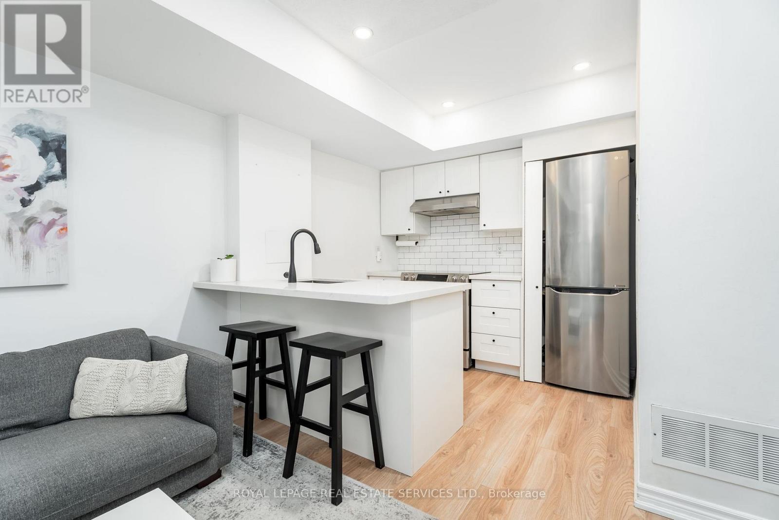 32 - 11 Niagara Street W, Toronto, Ontario  M5V 3N9 - Photo 14 - C12545342