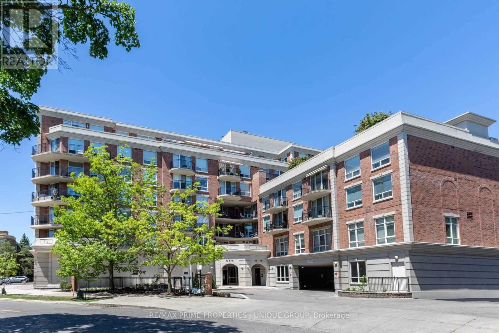 314 - 18 WANLESS AVENUE, Toronto, Ontario