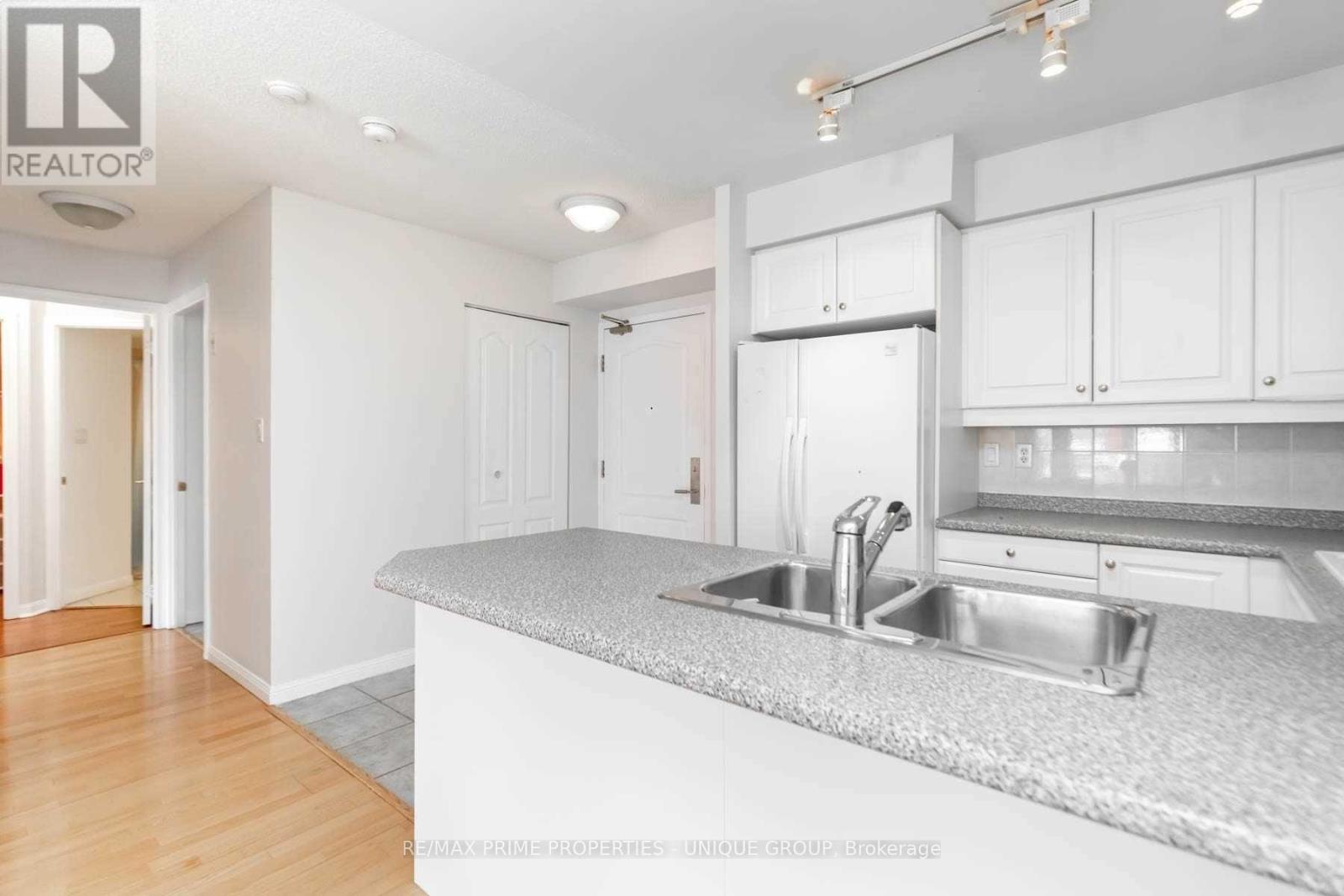 314 - 18 Wanless Avenue, Toronto, Ontario  M4N 3R9 - Photo 10 - C12545370