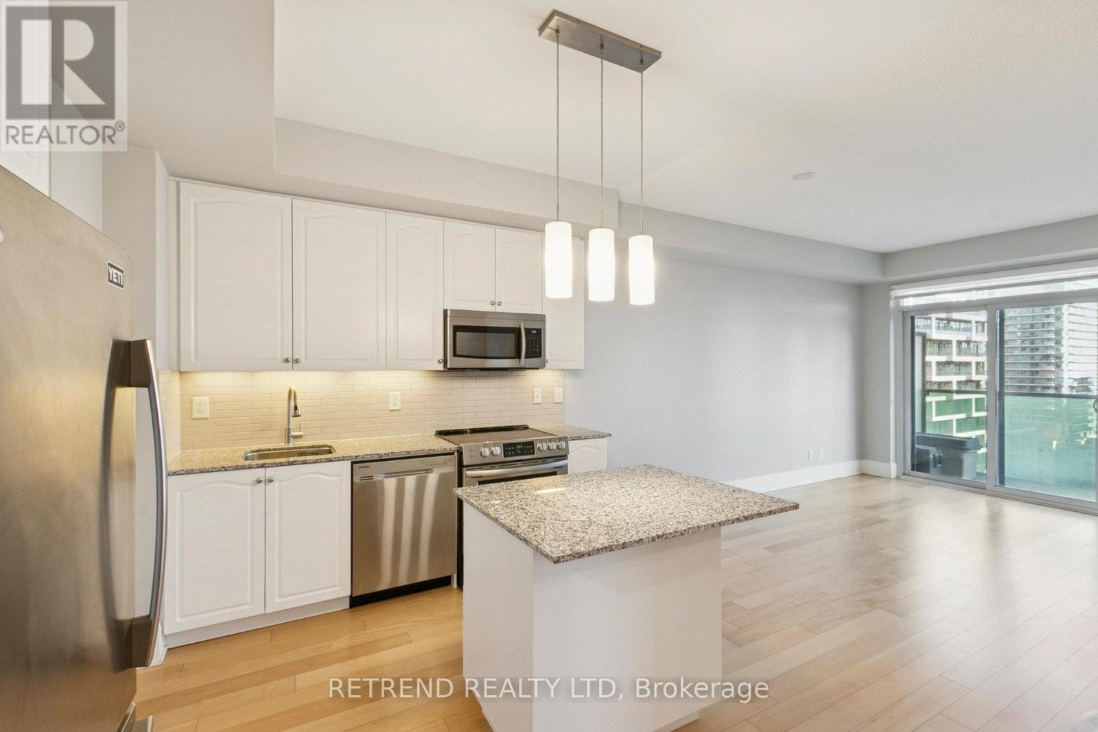 1312 - 70 Roehampton Avenue, Toronto, Ontario  M4P 1R2 - Photo 14 - C12545400